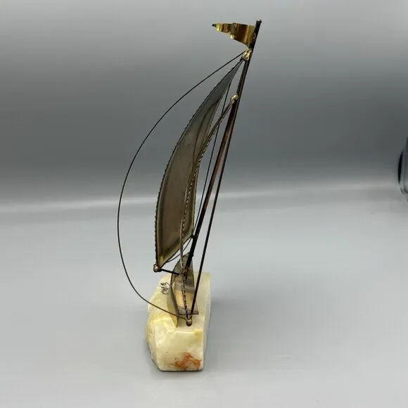 Vtg Brass DeMott Sailboat Maritime Nautical Regatta Sculpture Quartz Base 9.25